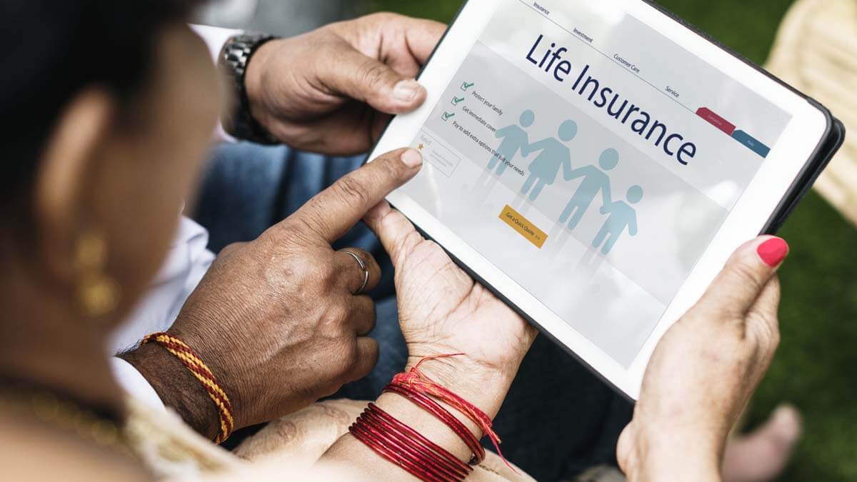 Image of Best Life Insurance for 30 Year Old in India 2023